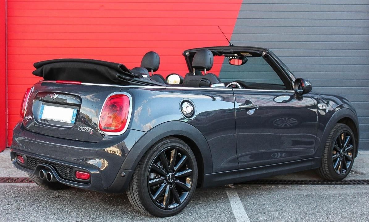 left hand drive MINI COOPER S (01/09/2016) -  